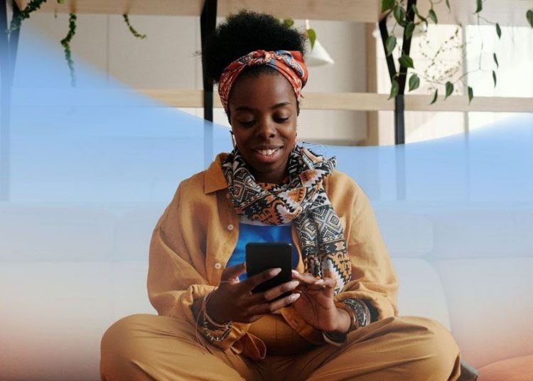 Smartphone User, Internet, edtech, healthtech, telecom subscriber, mobility, e-hailing | for Women