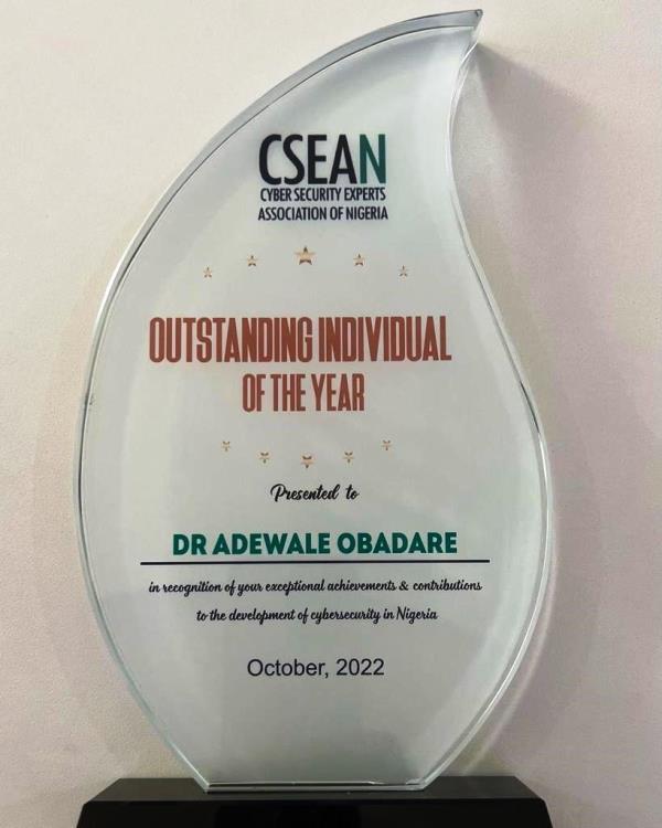 Dr Obadare Wins CSEAN