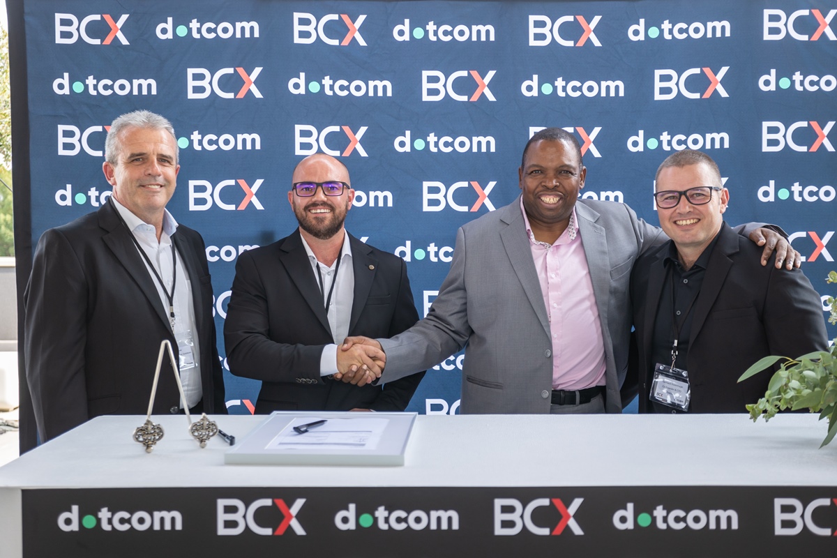 BCX Acquires DotCom