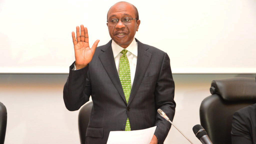 Governor of the CBN, Godwin Emefiele, Old naira Notes