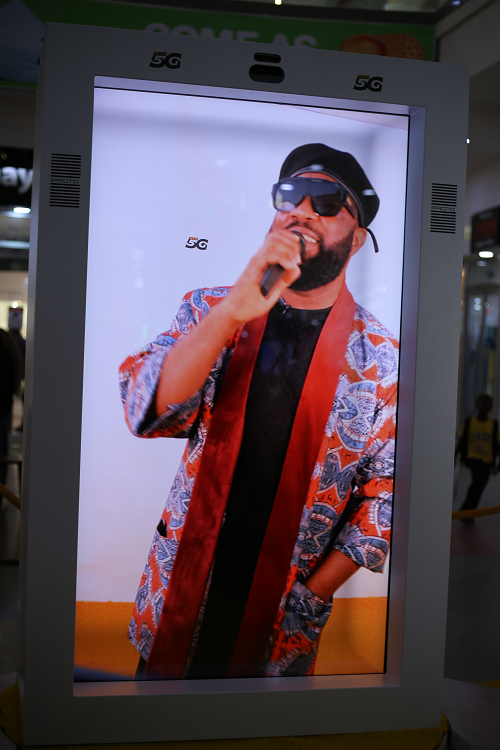 Praiz - MTN 5G hologram tour