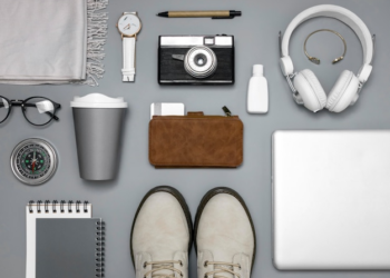 Five Best Travel Gadgets to Explore the World in Tech Savvy Style