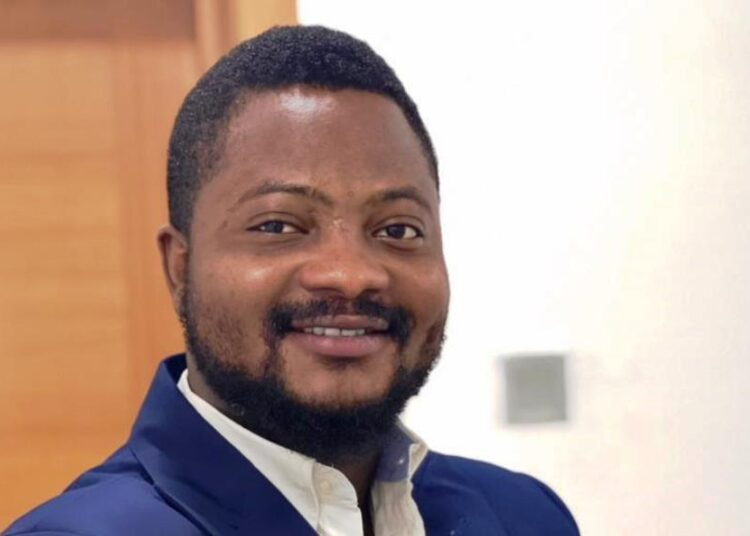 Kehinde Ogundare Zoho