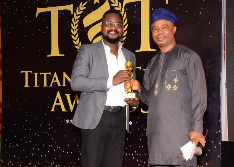 Zoho, Parallex Bank, Vertiv