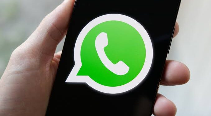 [BREAKING] WhatsApp is Down Again
