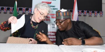 Gill Atkinson and Director Trade FMITI, Suleman Audu, at the workshop