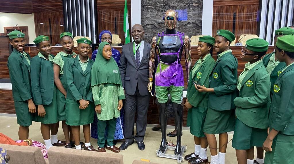 FGGC Sagamu Robotics presentation