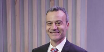 Meeting Capacity Challenges in African Mobile Networks with E-band and Long Haul Solutions