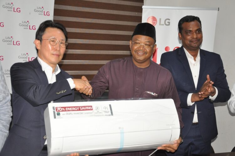 LG Electronics Donates Healthcare Equipment to FMC Abuja