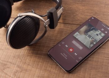 audio streaming and marketing - Credit shutterstock