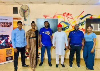 Lawrence Ezeh, Enugu Science and Technology Commissioner, flanked by ecosystem players