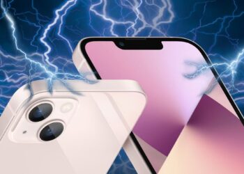 Fatal Connection Between Gadgets and Thunderstorms