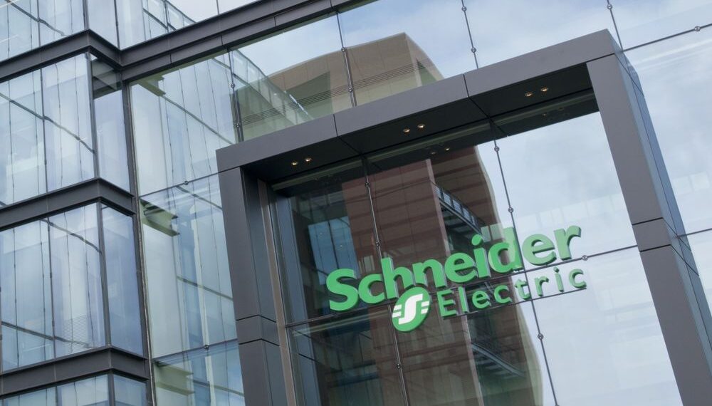 schneider electric hyperscalers