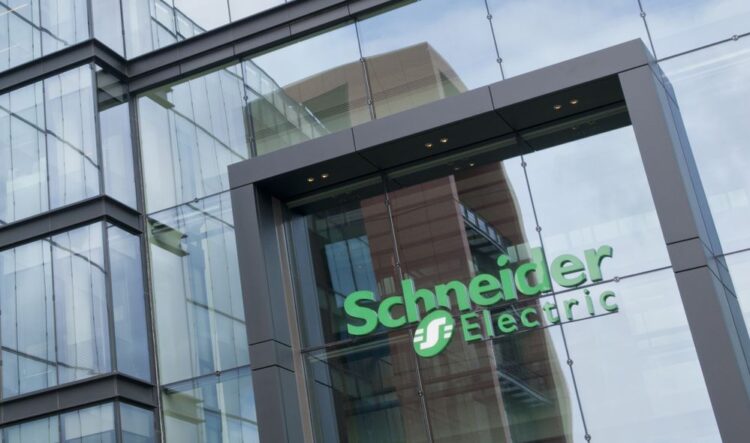 schneider electric hyperscalers