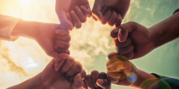 tech communities and inactive citizens