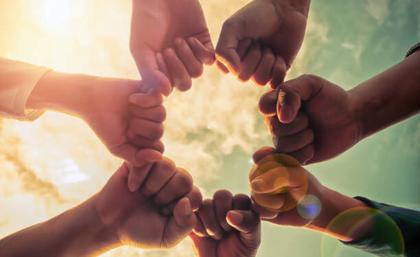 tech communities and inactive citizens