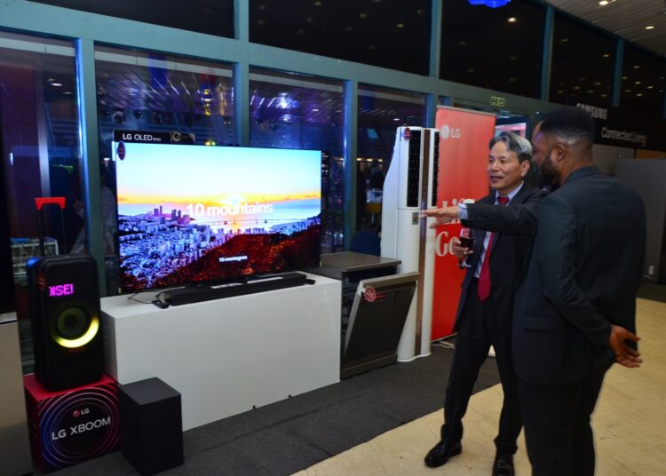 LG StandByMe TV