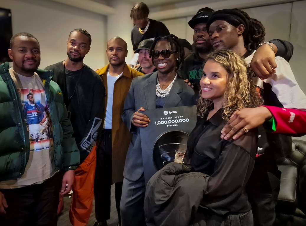 Rema Receives Spotify 1 Billion Streams Plaque