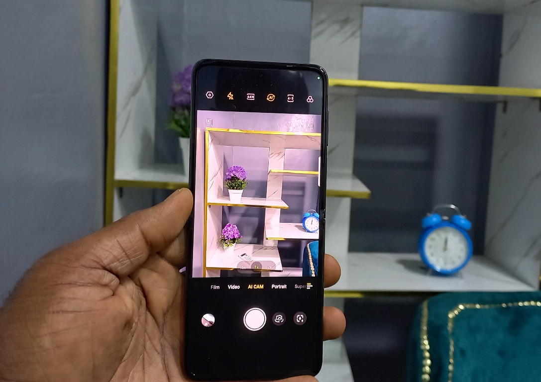 Tecno Phanthom V Flip 5G Price in Nigeria (11)