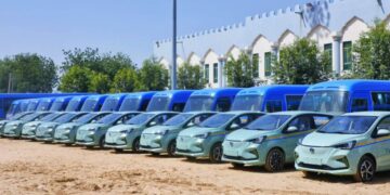 50 electric taxis