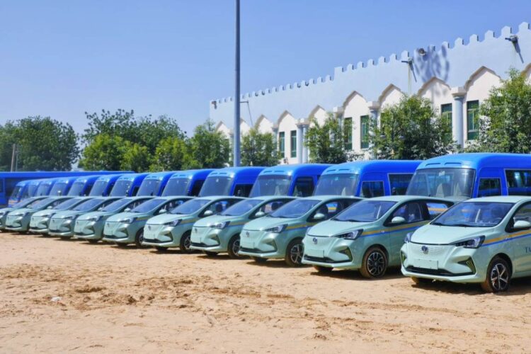 50 electric taxis