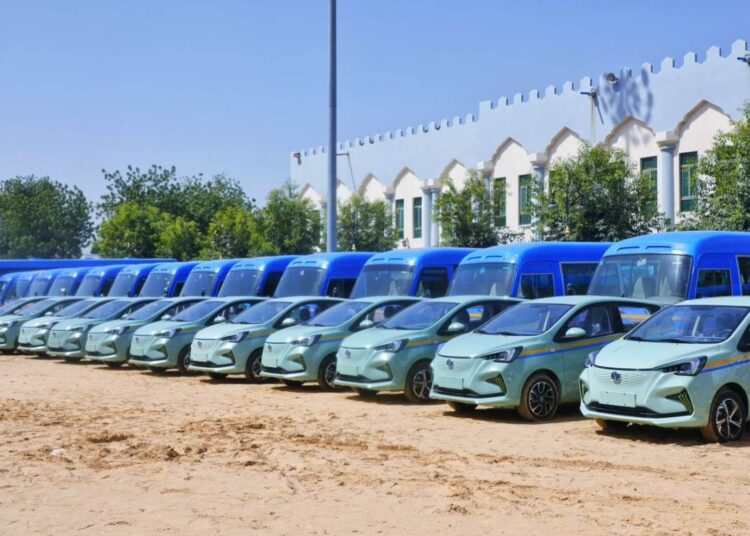 50 electric taxis