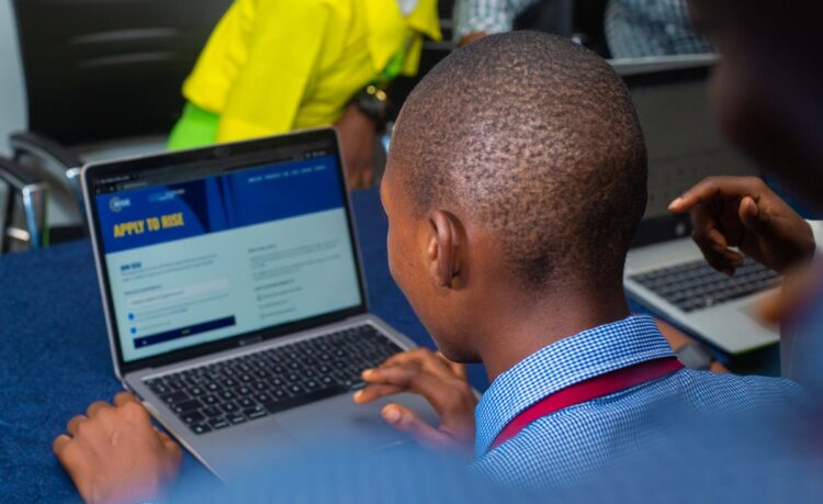 Digital Education Market | elearning - edtech - student - online learning student - Photo by RISE