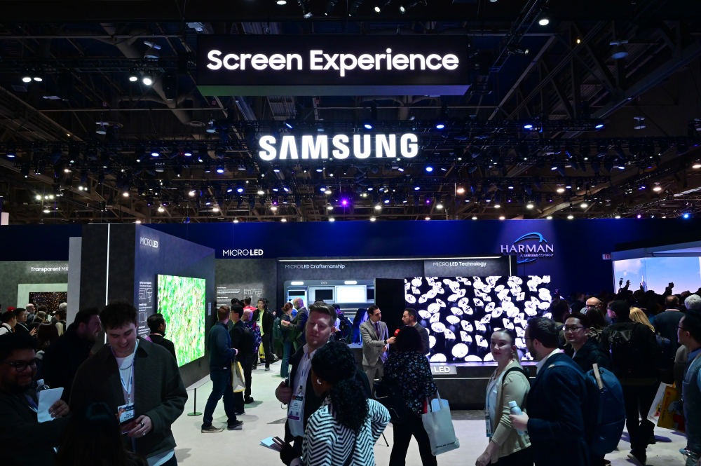 Samsung Electrifies CES2024 with AIPowered Screens, MICRO LED Magic