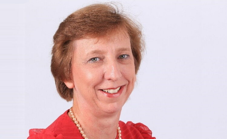 Managing Cloud environments by Dr Karen Luyt - BCX