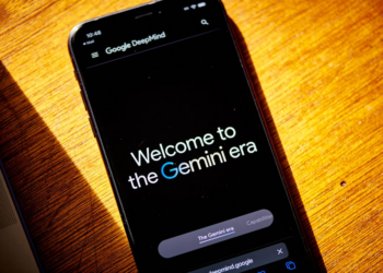 Google's AI Chatbot Gemini Raises Privacy Concerns with Data Retention Strategy