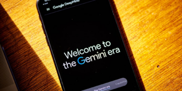 Google's AI Chatbot Gemini Raises Privacy Concerns with Data Retention Strategy