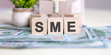 SMEs and sustainability | National Debts - AdobeStock