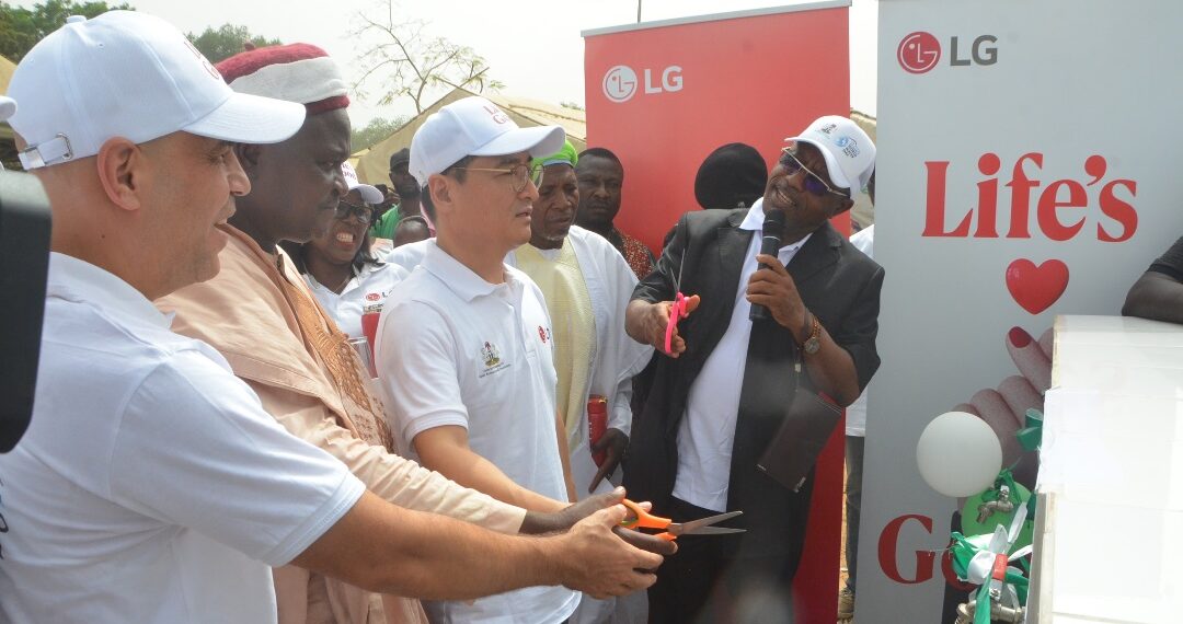 LG Electronics donates to Gugu community in Abuja