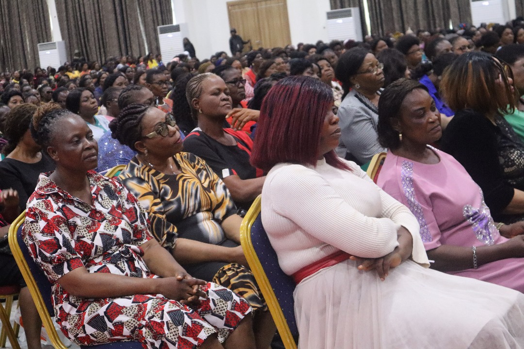 Soludo distributes 2000 laptops