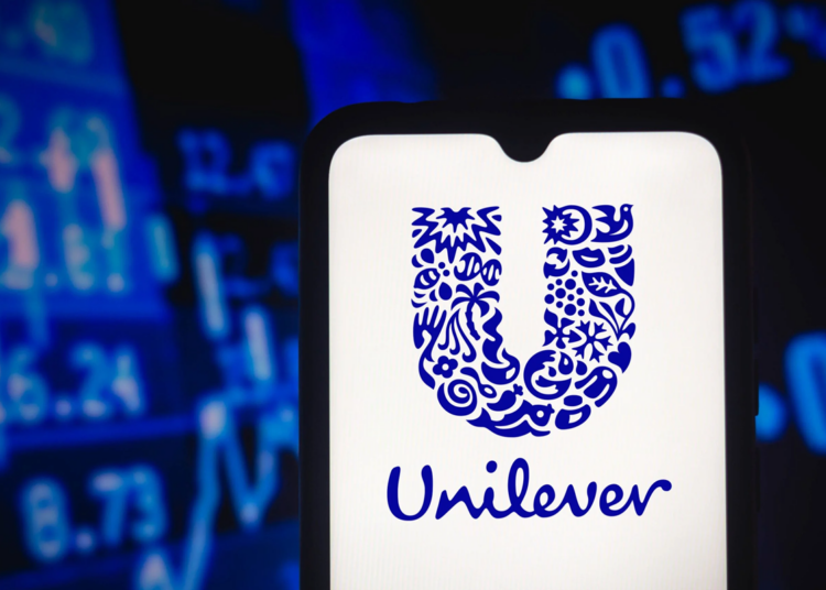 Unilever to cut 7500 jobs