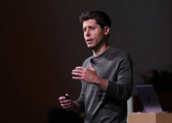 Sam Altman Relinquishes Control of OpenAI Venture Fund to Ian Hathaway
