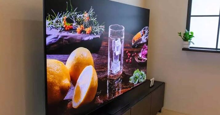Samsung Offers Big Discounts on Glare-Free S95D OLED TVs