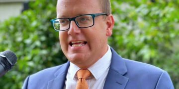 Will Stevens, the U.S. Consul General in Lagos, Manamuz Electric