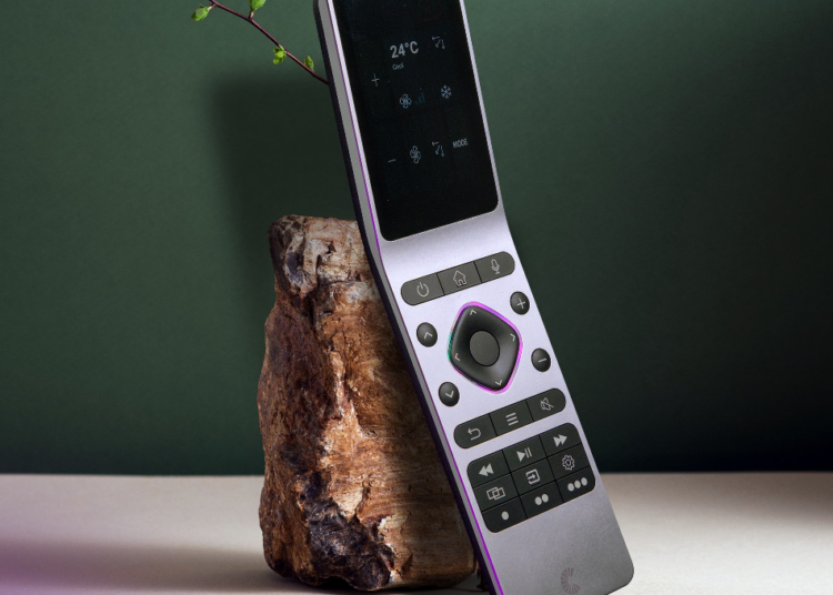 Haptique RS90: All-in-One Remote for Smart Living