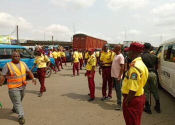 LASTMA Seizes 40 Vehicles in Operation to Tackle Illegal Garages, Ease Traffic Congestion