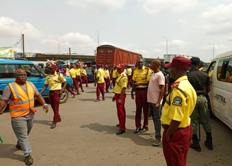 LASTMA Seizes 40 Vehicles in Operation to Tackle Illegal Garages, Ease Traffic Congestion