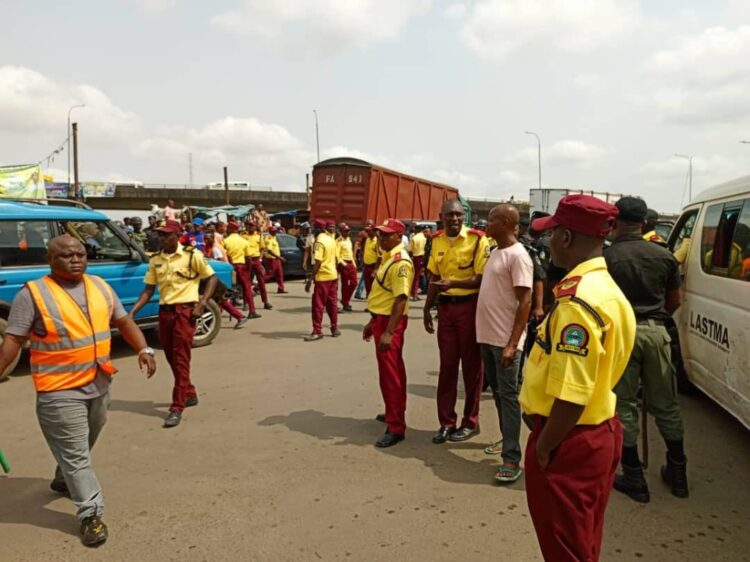 LASTMA Seizes 40 Vehicles in Operation to Tackle Illegal Garages, Ease Traffic Congestion