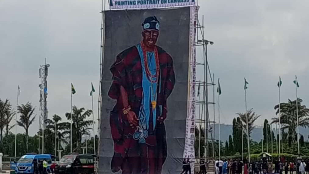 Nigerians React to the World’s Largest Canvas Painting of President Tinubu