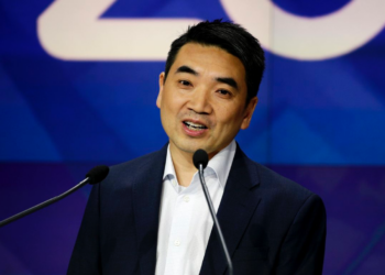 The Future of Work: Zoom CEO Envisions AI “Digital Twins” Attending Meetings for You