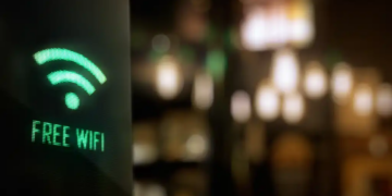 Public Wi-Fi (IMAGE Credit: Shutterstock)