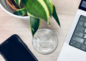 Amezcua Bio Light and Bio Disc 3 by QNET -