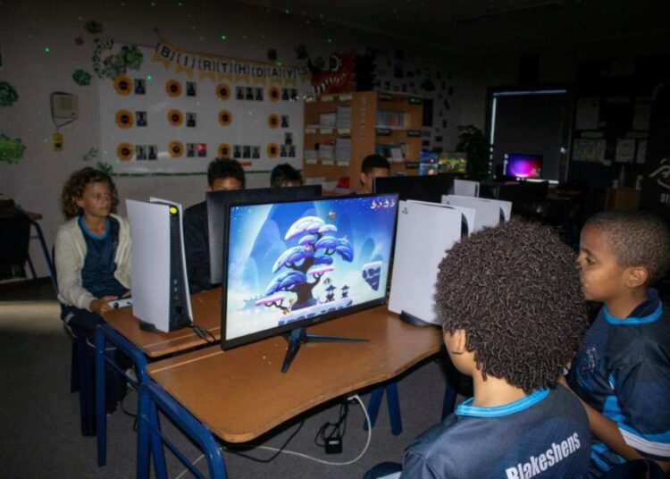 HYPROP MTN SHIFT Gaming Experience by Esports in Education | Gaming in Nigeria