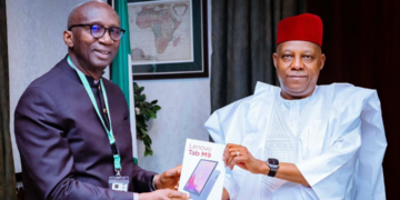 MTN Nigeria donates N1billion and 4600 devices to FG | digital tablets