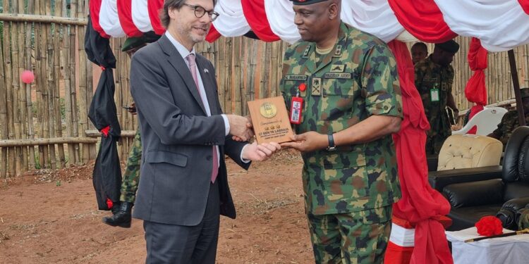 UK donates to Nigerian Army