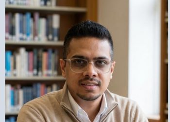 Product-market fit by Hamza Mobeen 